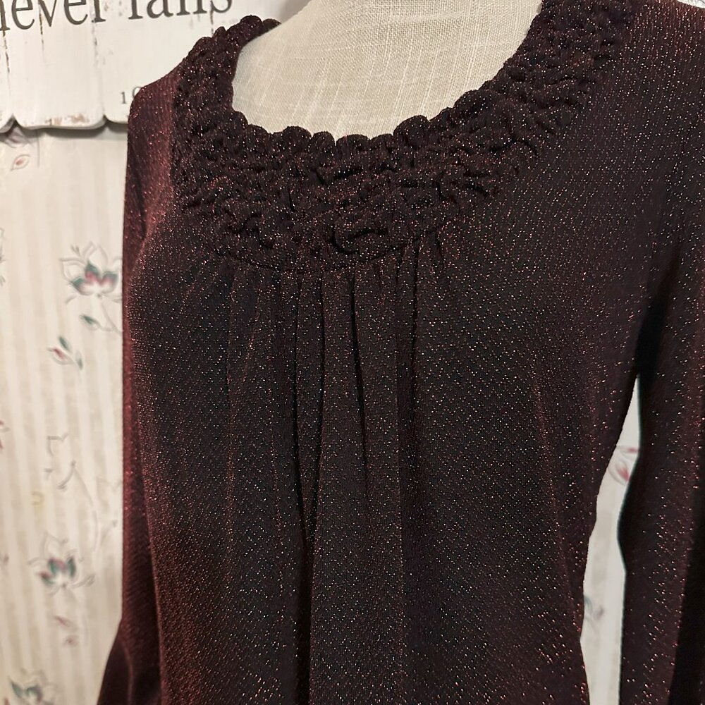 New Directions Petite Medium Shimmer Top Red Black Christmas
